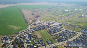 Grundstück in Golfclub Nähe, bebaubar mit Mehrfamilienhaus, 16540 Hohen Neuendorf, Grundstück