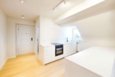 Küche - Luxuriös & kernsaniert: Dachgeschosswohnung mit großer Terrasse an der Villenkolonie Lichterfelde