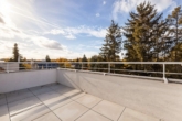 Terrasse - Luxuriös & kernsaniert: Dachgeschosswohnung mit großer Terrasse an der Villenkolonie Lichterfelde