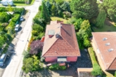Wohnhaus Seitenansicht - Mehrgenerationen-Traum: Zweifamilienhaus nahe Baumschulenweg mit Entwicklungsbedarf und Potenzial!