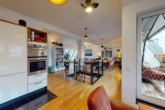 Wohnküche - Licht, Raum und Privatsphäre: hochwertige Dachgeschoss-Maisonettewohnung im Herzen Charlottenburgs